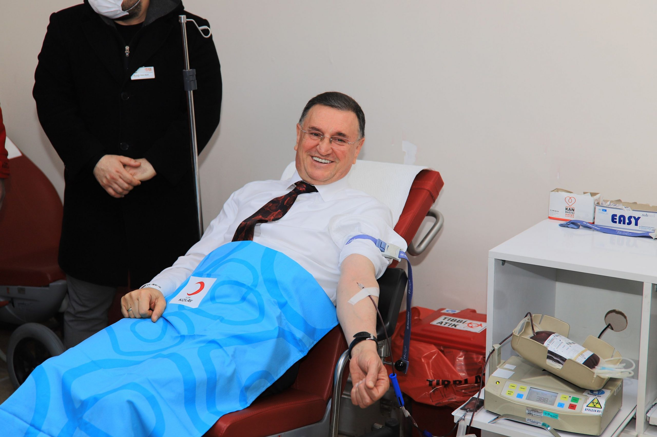 HBB BASKANI SAVAS BIR UNITE KAN HAYAT KURTARABILIR 3 HBB BASKANI SAVAS BIR UNITE KAN HAYAT KURTARABILIR 3