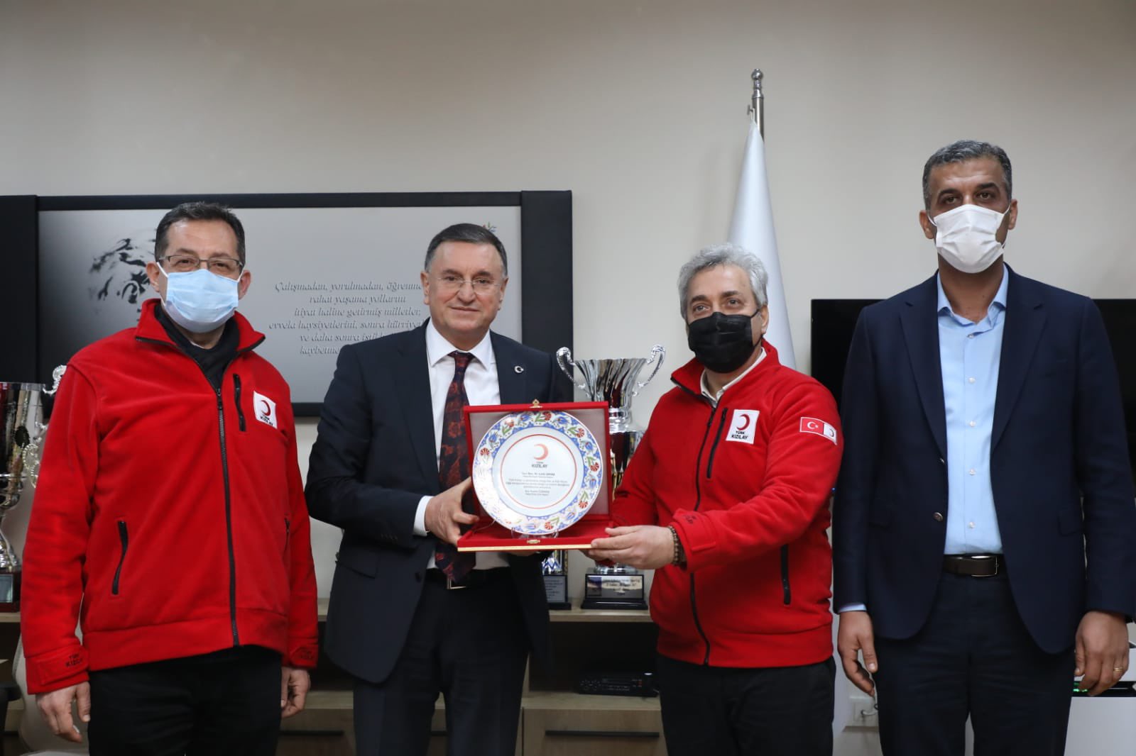 HBB BASKANI SAVAS BIR UNITE KAN HAYAT KURTARABILIR 7 HBB BASKANI SAVAS BIR UNITE KAN HAYAT KURTARABILIR 7