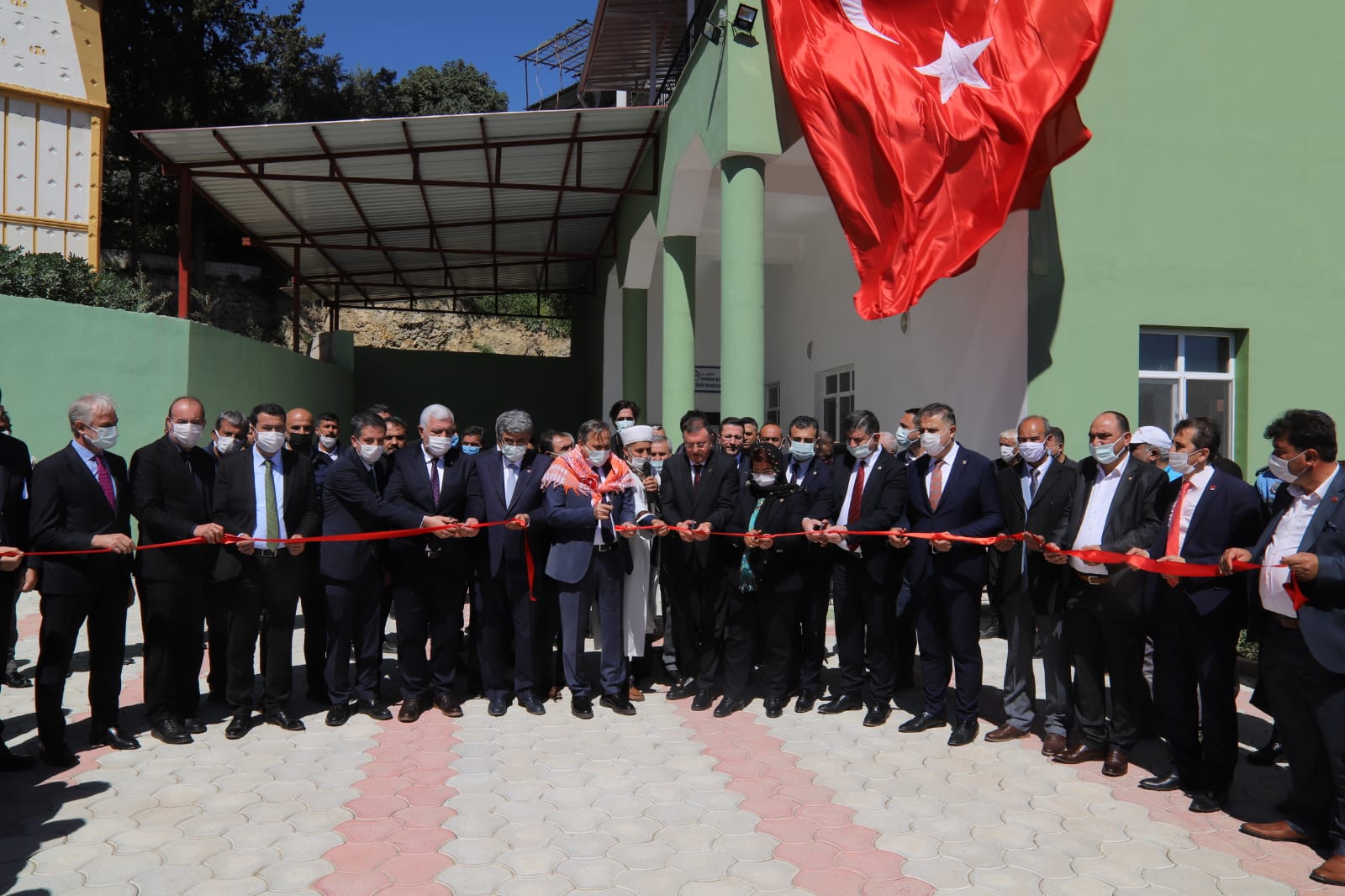 HBB TARAFINDAN YAPIMI TAMAMLANAN CAMI DUALARLA ACILDI 2