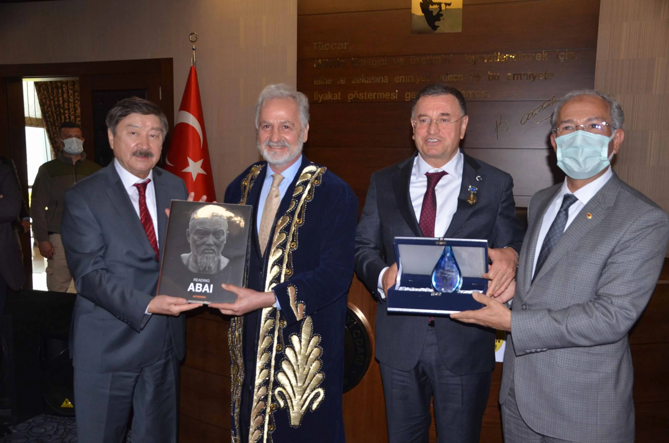 İTSO’da Türki Cumhuriyetlerinin Bağımsızlığının 30. Yıl Dönümü Etkinlikleri Kapsamında, İş Dünyası İle İstişare Toplantısı Düzenlendi