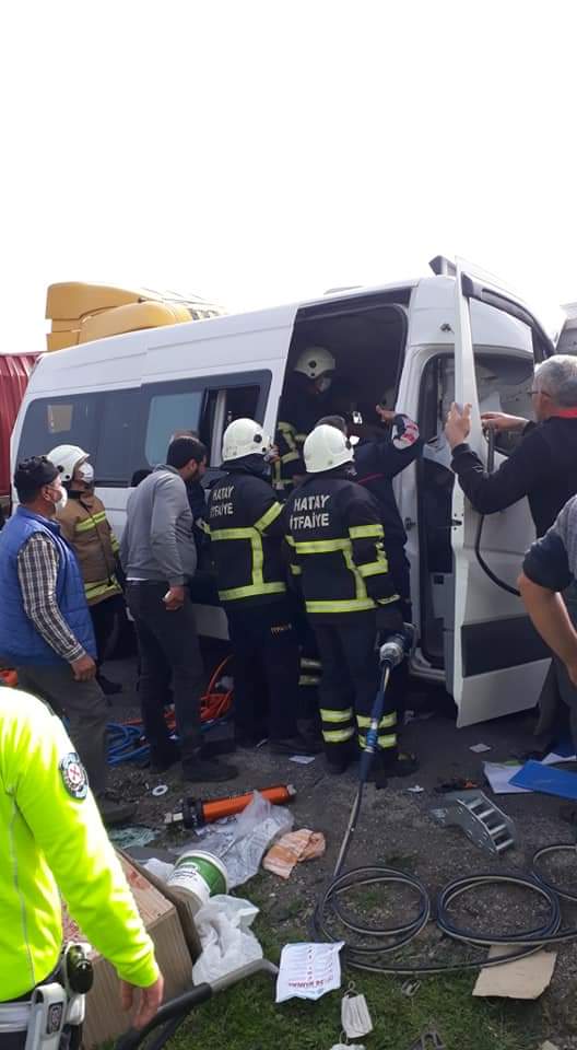 Feci Kaza 11 Yaralı