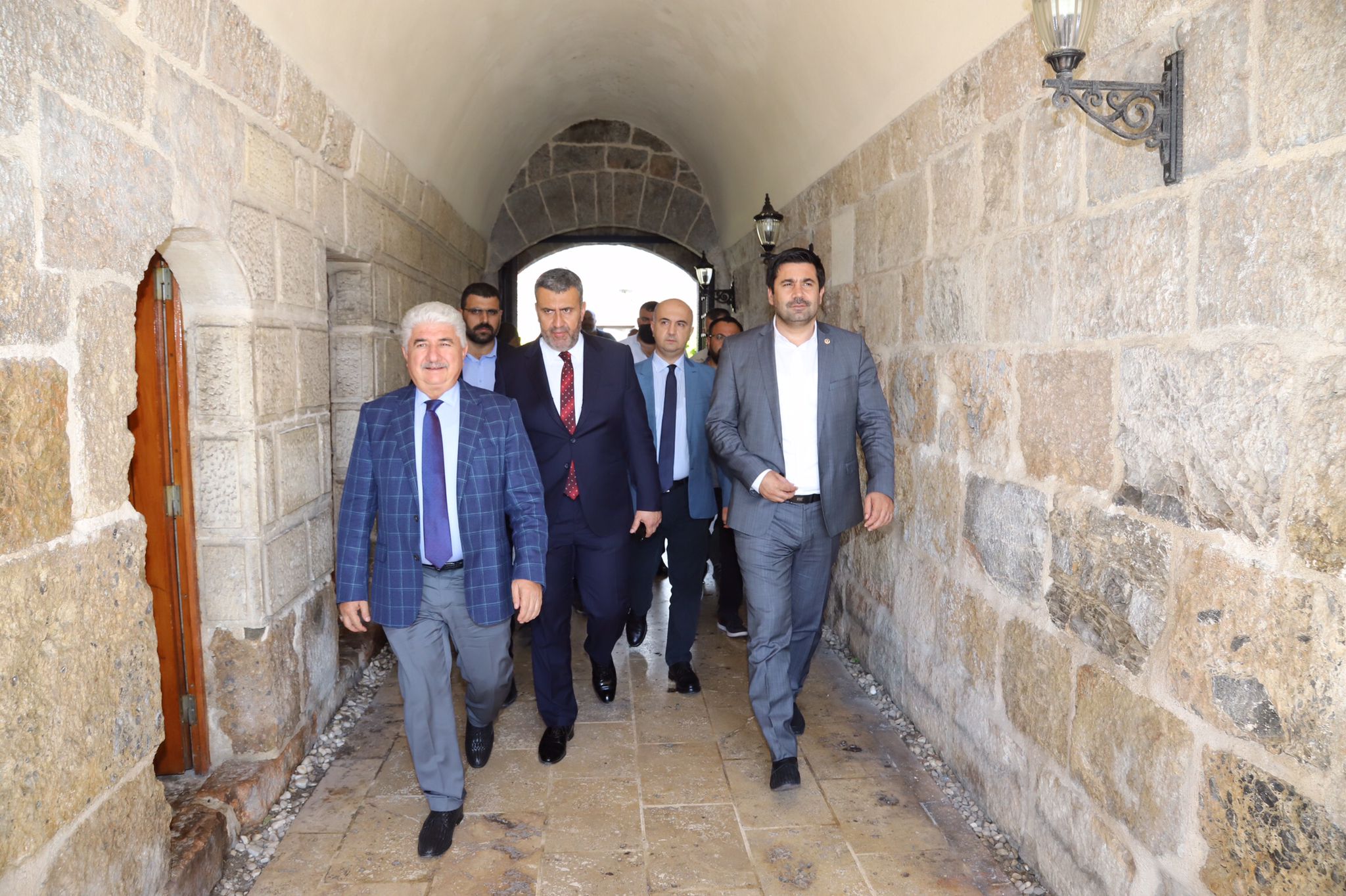 D&uuml;şmanlığı K&ouml;r&uuml;kleyen Kan Davalarını Bitirmeliyiz