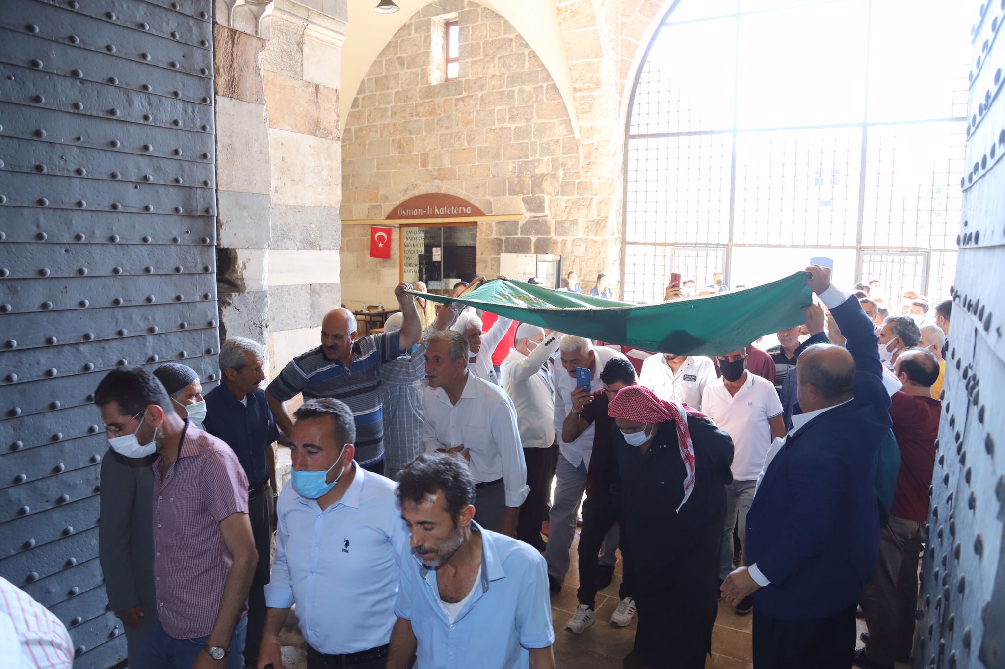 D&uuml;şmanlığı K&ouml;r&uuml;kleyen Kan Davalarını Bitirmeliyiz