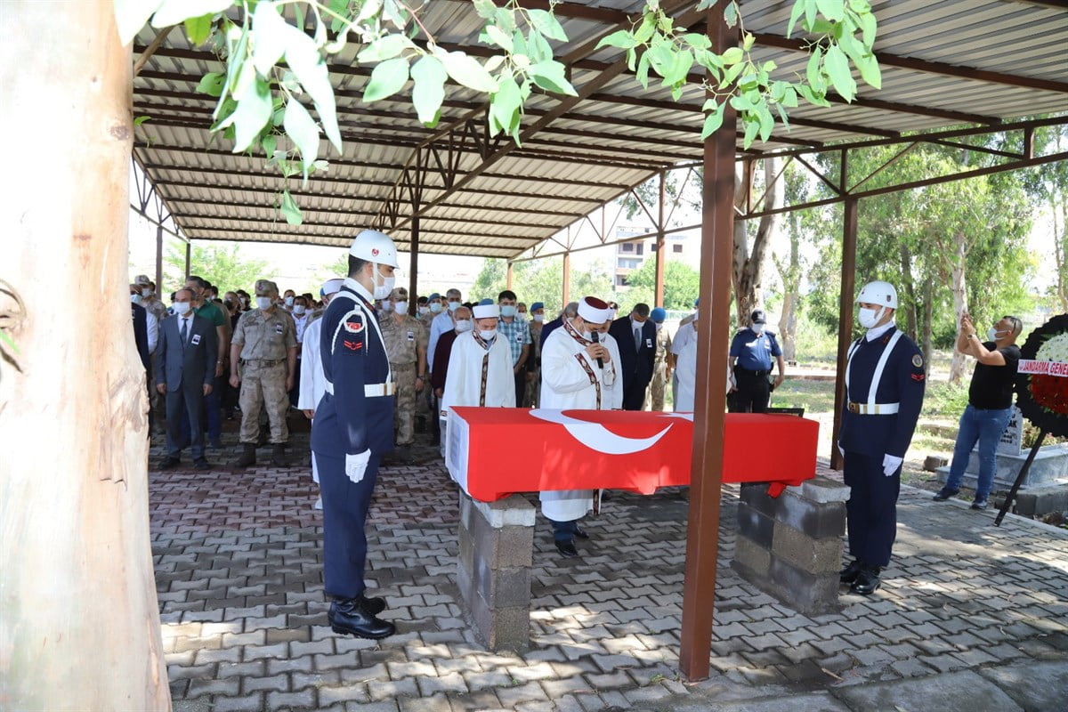 Görevi Başında Vefat Eden &#8220;Uzman Jandarma Hüseyin Mılık&#8221; Son Yolculuğuna Uğurlandı