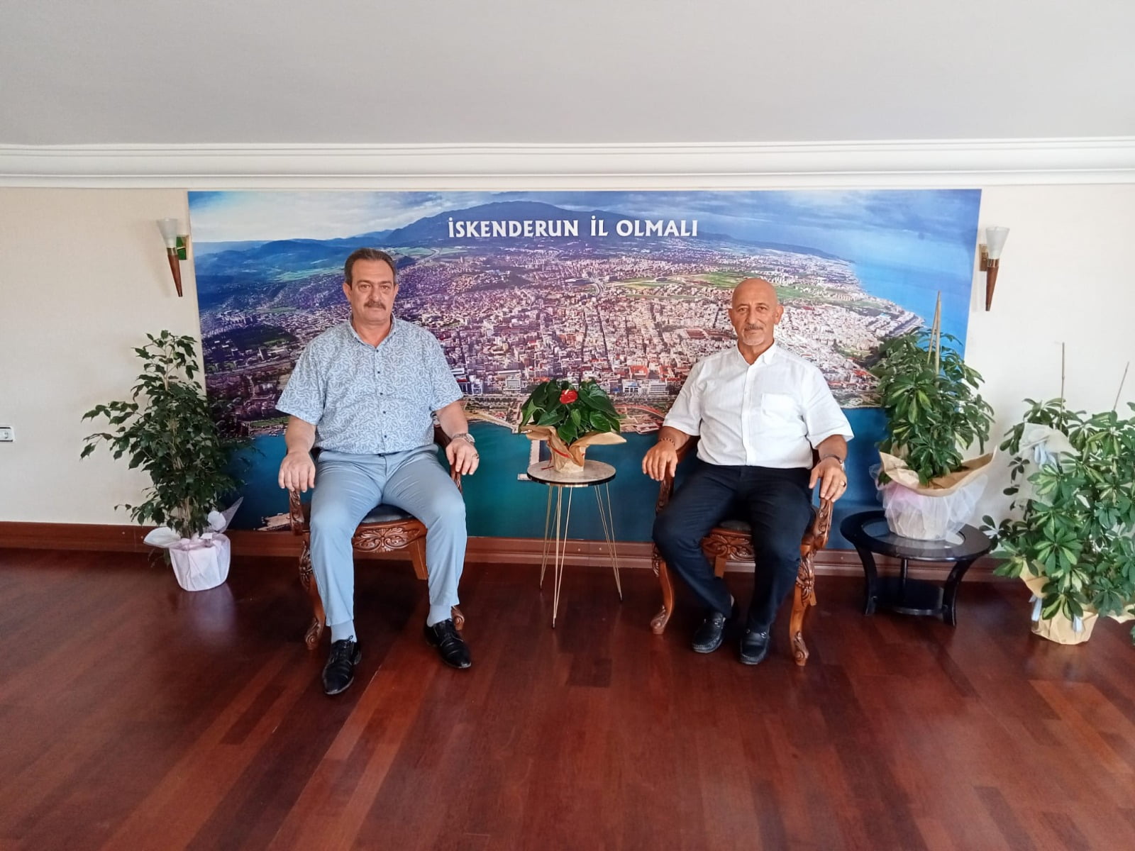 İMEAK Deniz Ticaret Odaları İskenderun Şubesi Meclis Başkanı Adnan Yener, AKİYAD’ın kuruluşunu kutladı