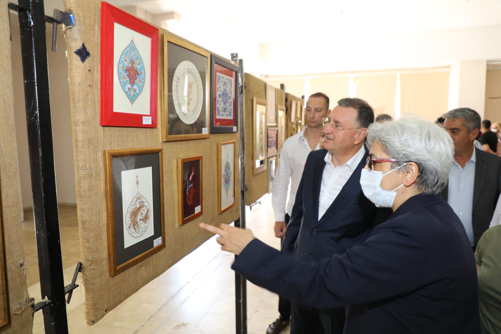 HATMEK KURSİYERLERİNDEN EL EMEĞİ GÖZ NURU SERGİ