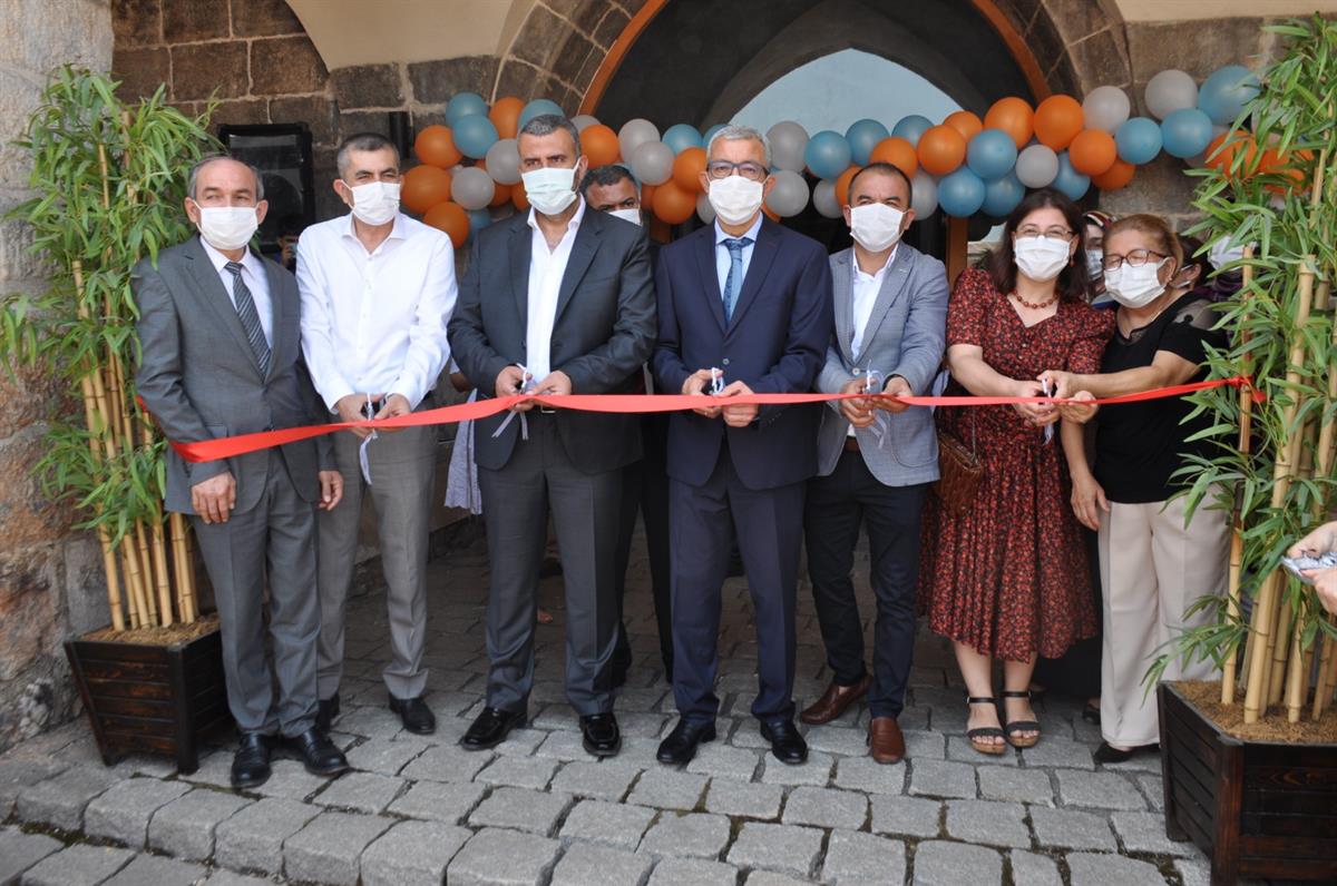 Payas Halk Eğitim Merkezi Yıl Sonu Sergisi Düzenlendi