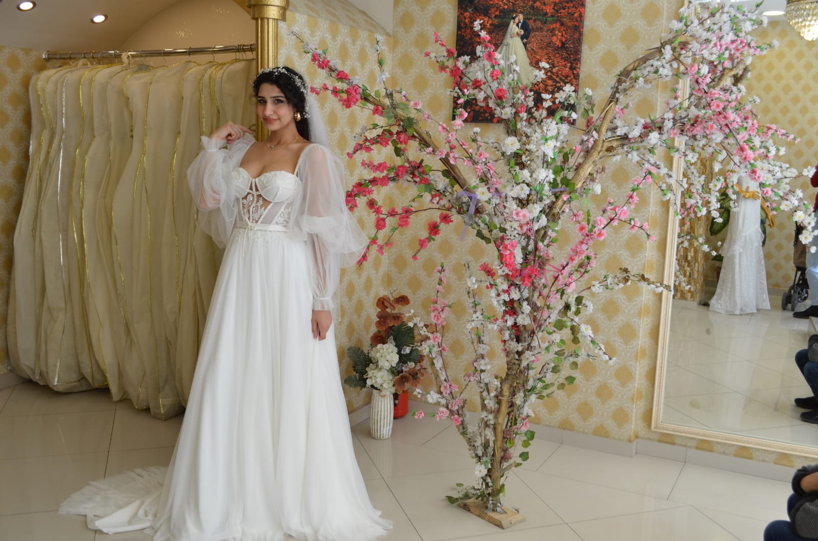 Safir Moda Evi Yeni Tasarımlarıyla Sizleri Bekliyor