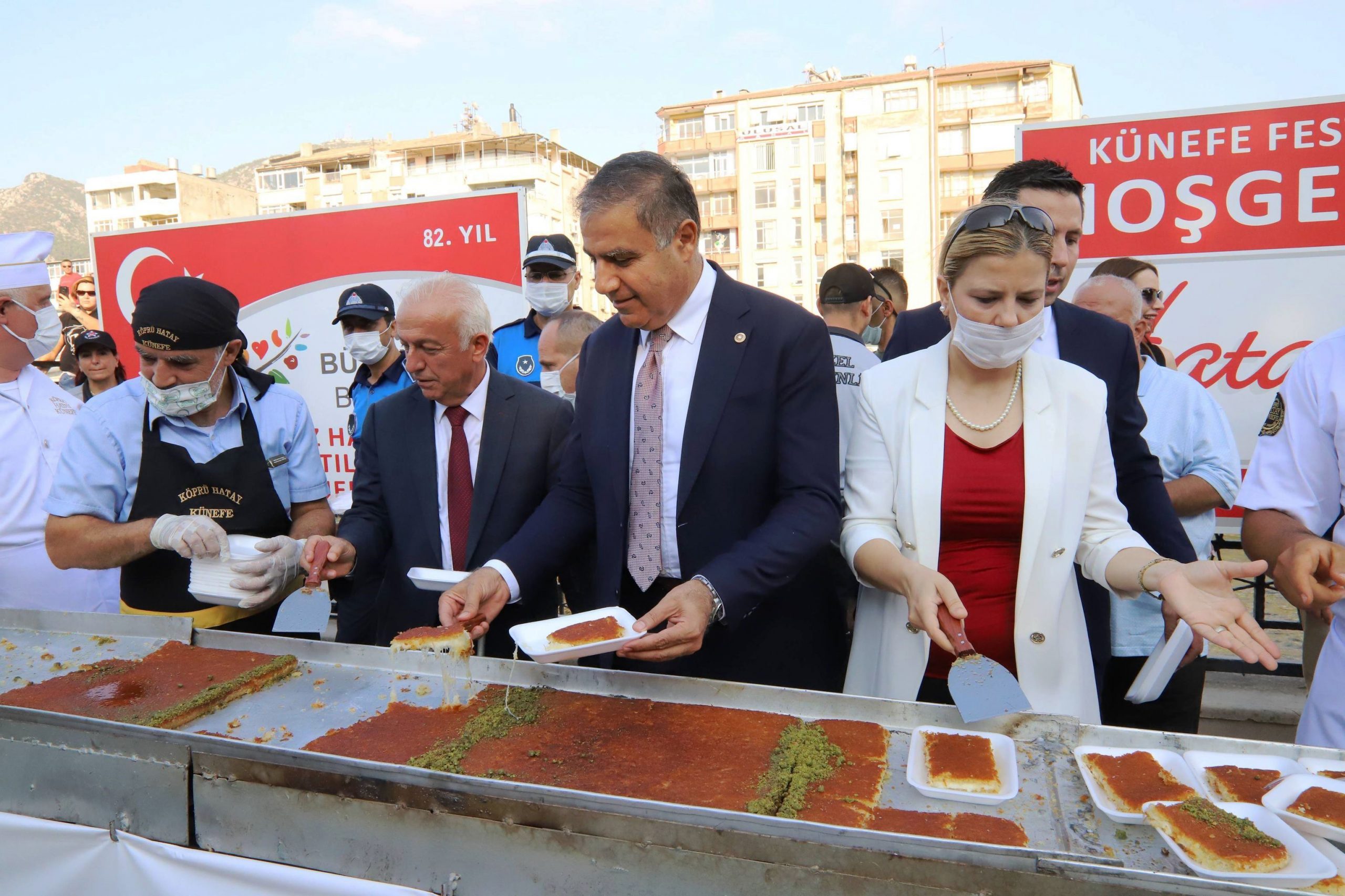 82. YILA &Ouml;ZEL 82 METRELİK K&Uuml;NEFE