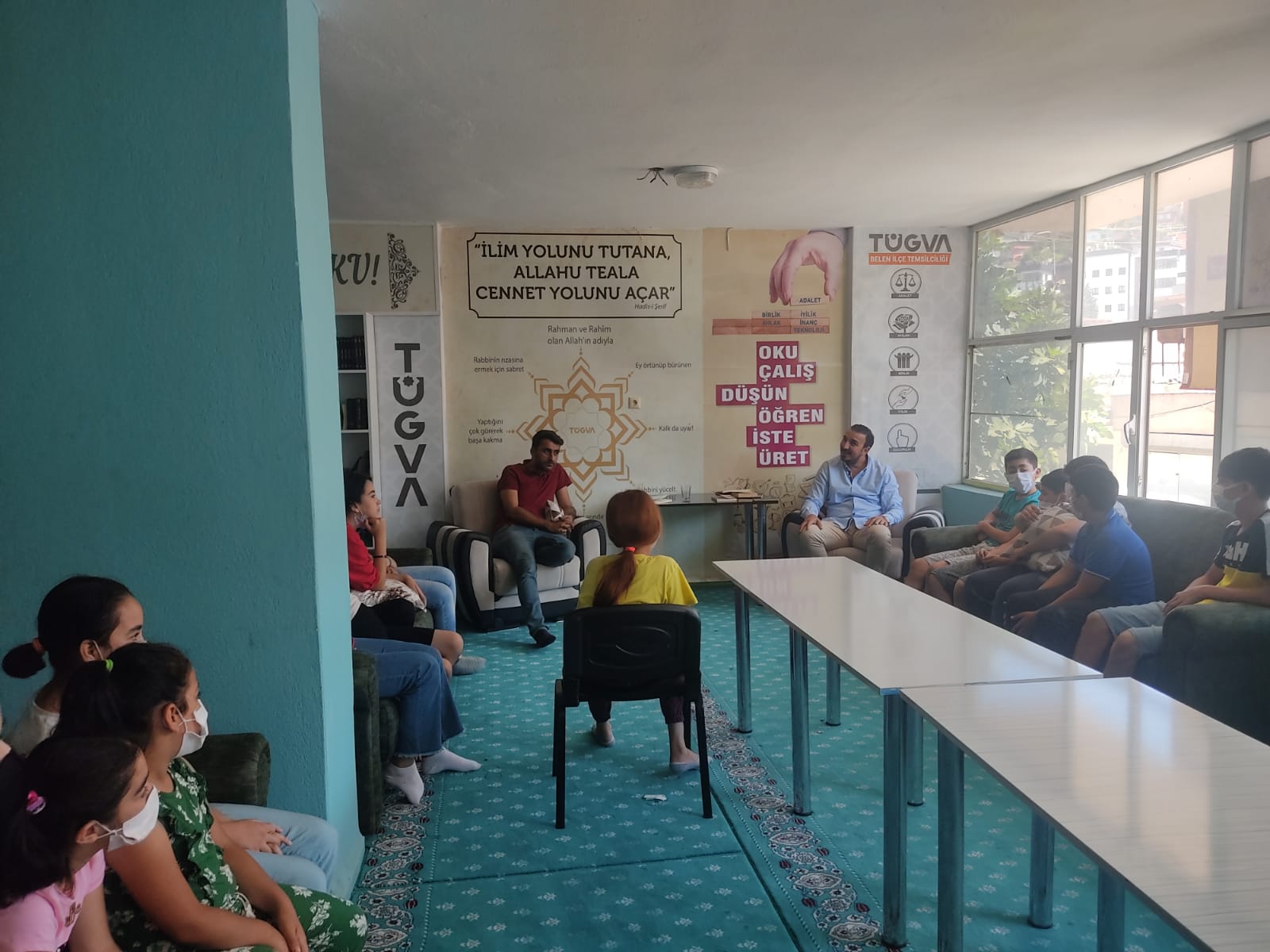 BELEN TÜGVA İLE GAZETECİ IŞIK ŞENER SÖYLEŞİ&#8217; DE BULUŞTU