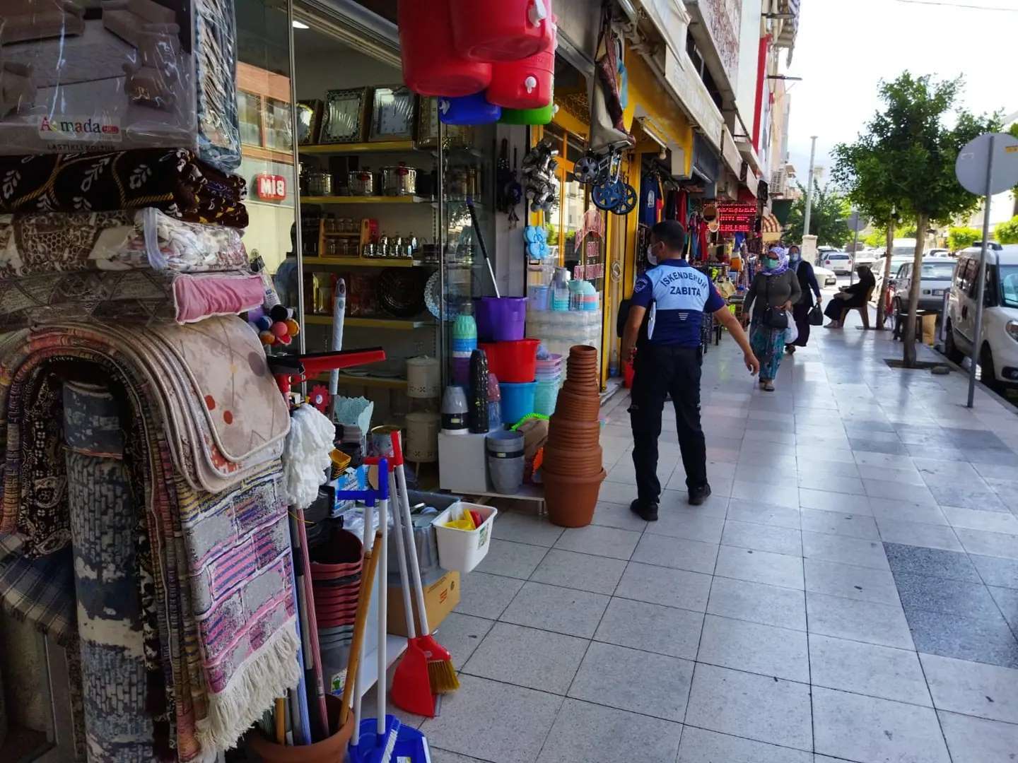 İskenderun Belediyesi Zabıtası Denetimlerine Devam Ediyor