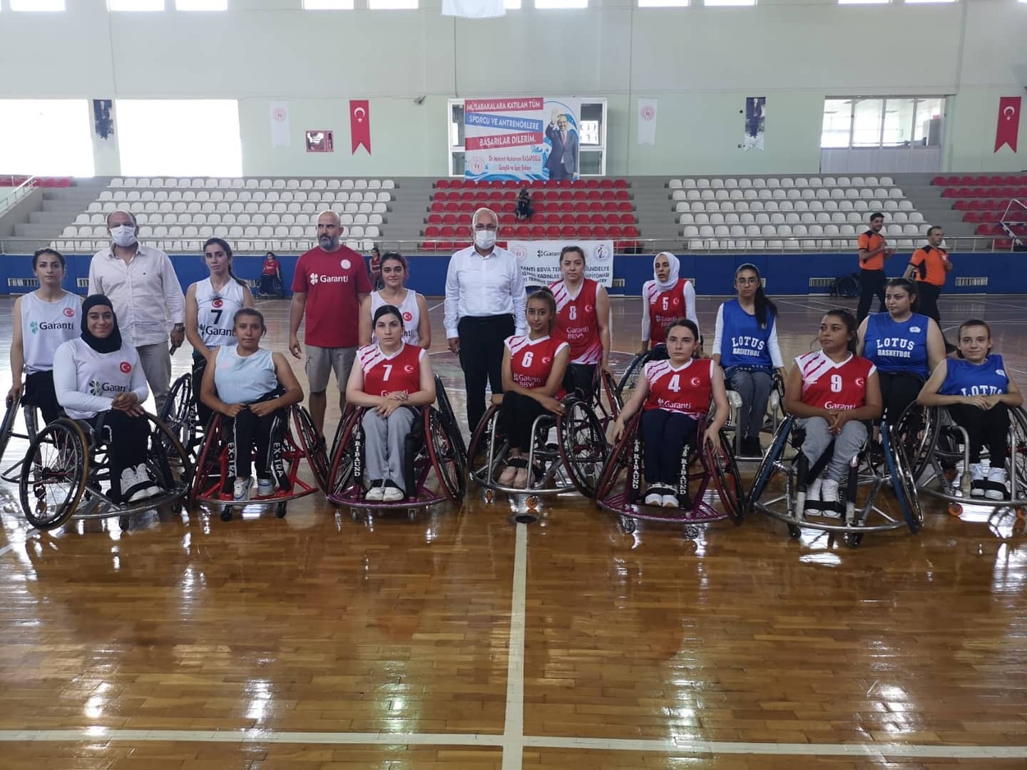 MİLLİ TAKIMI SPORCULARINDAN BAŞKAN TOSYALI’YA TEŞEKK&Uuml;R