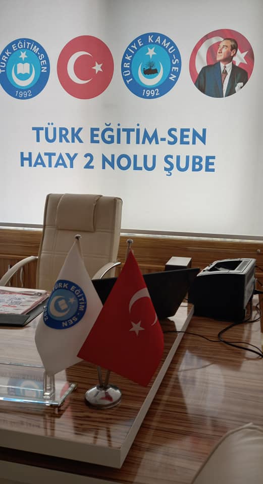 T&Uuml;RK EĞİTİM-SEN YENİ YERİNDE KALDIĞI YERDEN DEVAM