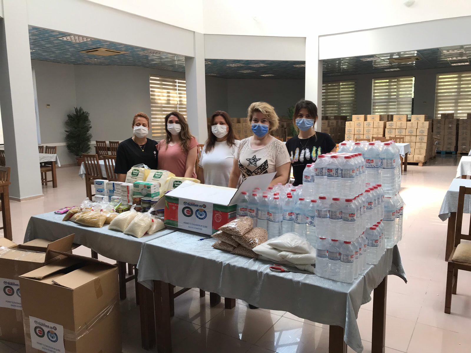 Hizmet-İş Sendikası Yangında Mağdur Olan Vatandaşlarımızın Yüreğine Su Serpti