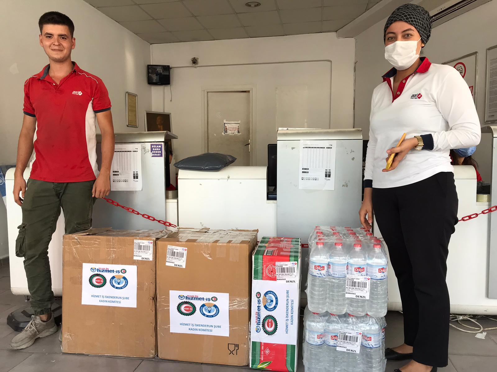 Hizmet-İş Sendikası Yangında Mağdur Olan Vatandaşlarımızın Yüreğine Su Serpti