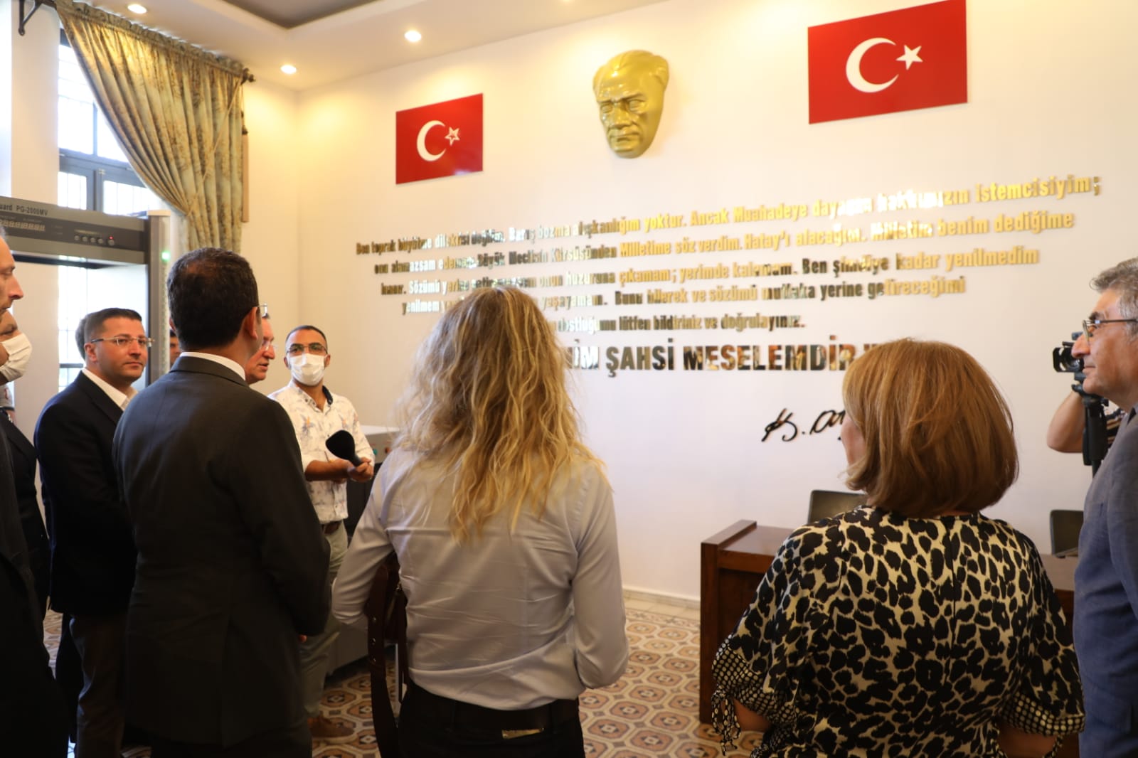 EKREM İMAMOĞLU: HATAY &Ccedil;OK &Ouml;ZEL BİR ŞEHİR