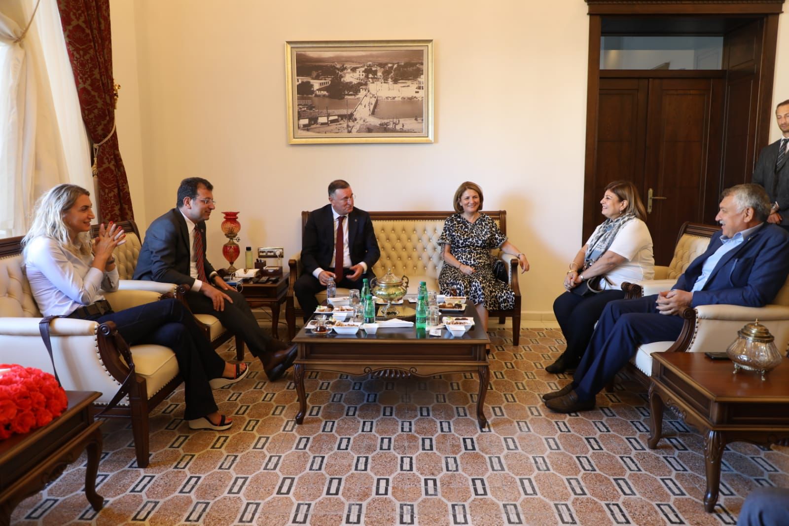 EKREM İMAMOĞLU: HATAY &Ccedil;OK &Ouml;ZEL BİR ŞEHİR