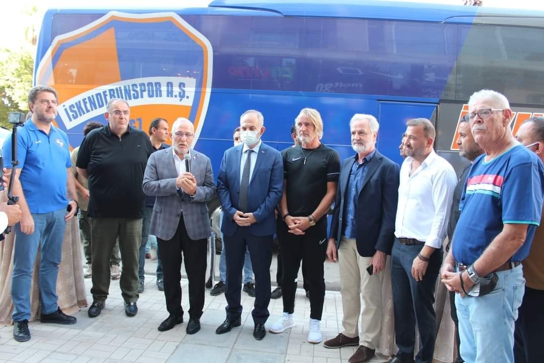 Enderspor Mağazasında İskenderunsporun Ürünleri Sergileniyor