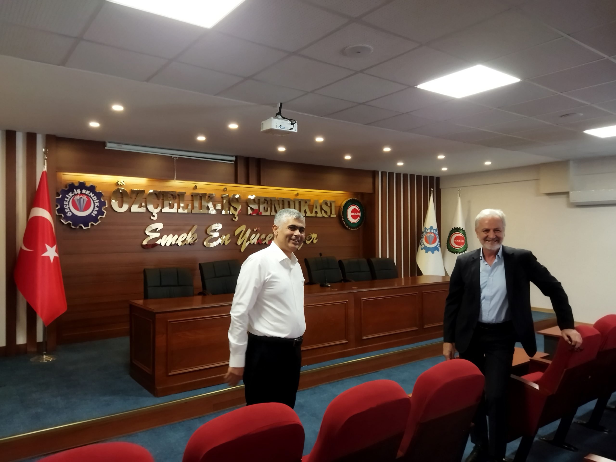 İTSO Başkanı Yılmaz, &ldquo;Siz de Biz de Emek&ccedil;inin Yanındayız&rdquo;