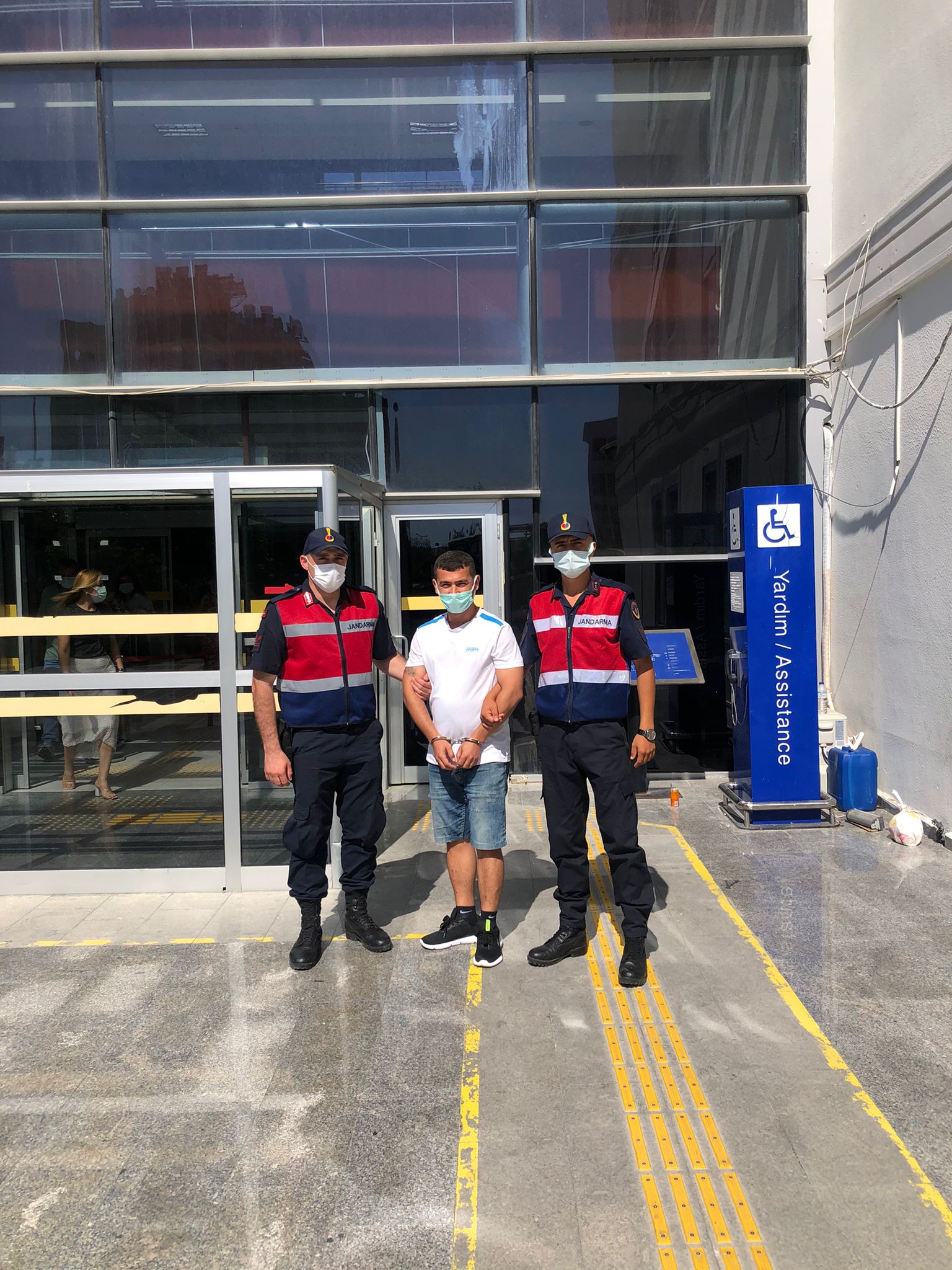 Antalya Cezaevinden Ka&ccedil;an Firari Şahıs Yakalandı