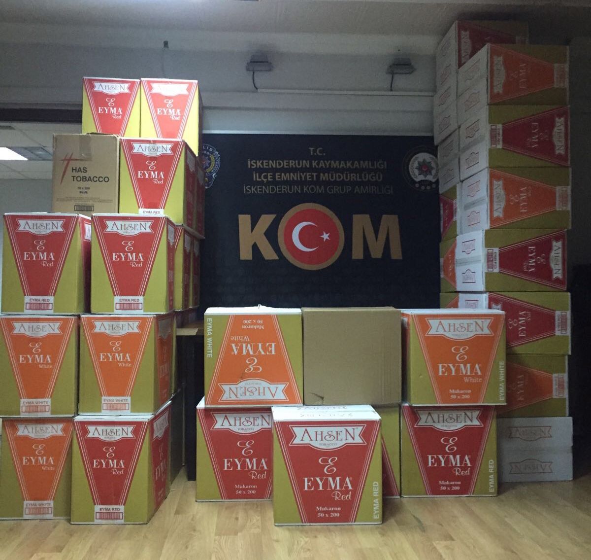 Modernevler’de 460.000 adet g&uuml;mr&uuml;k ka&ccedil;ağı makaron ele ge&ccedil;irildi