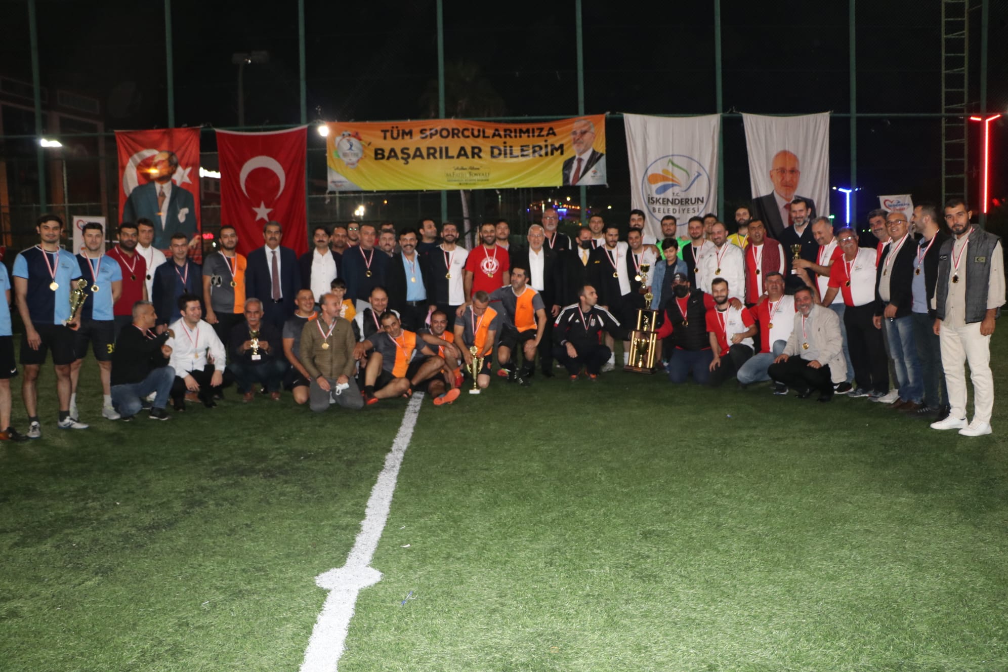 İskenderun Belediyesi Kurumlar Arası Futbol Turnuvası Sona Erdi