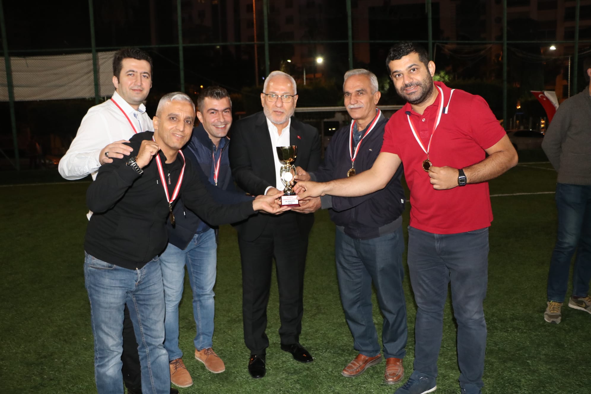 İskenderun Belediyesi Kurumlar Arası Futbol Turnuvası Sona Erdi