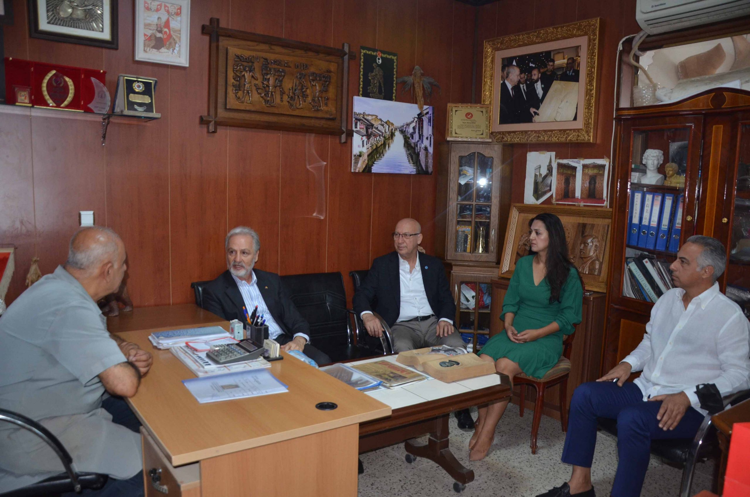 İTSO&rsquo;dan Yılın Ahisi Se&ccedil;ilen Behzat B&ouml;ke Ustaya Plaket