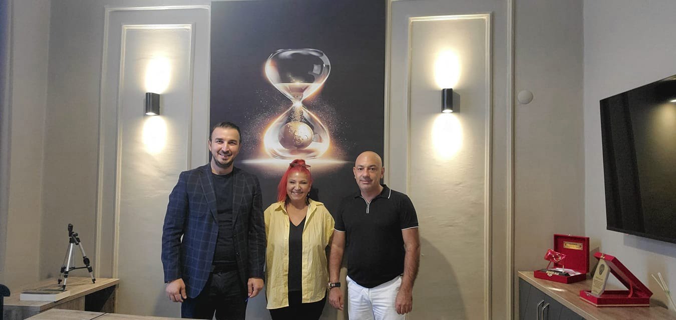 Hatay Gazeteciler Cemiyeti ve İskenderun Temsilciliği üyelerinden Büyükşehir Gazetesi sahibi Işık Şener’e ziyaret