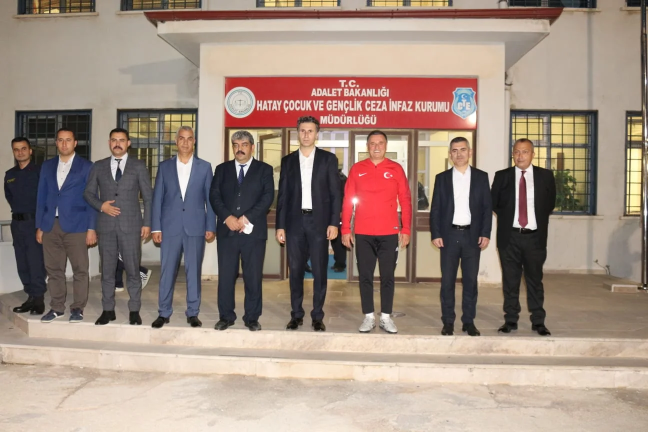 TUTUKLU VE HÜKÜMLÜ ÇOCUKLAR HATAYSPOR İLE MAÇ YAPTI