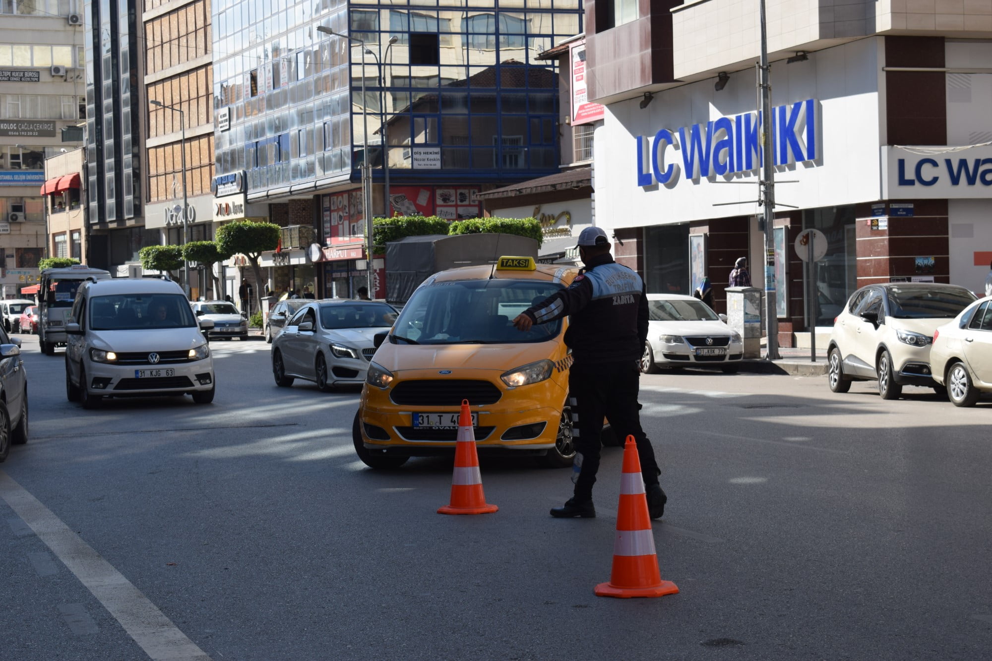 HBB Tarafından İskenderun&#8217;daki Taksiler Denetlendi