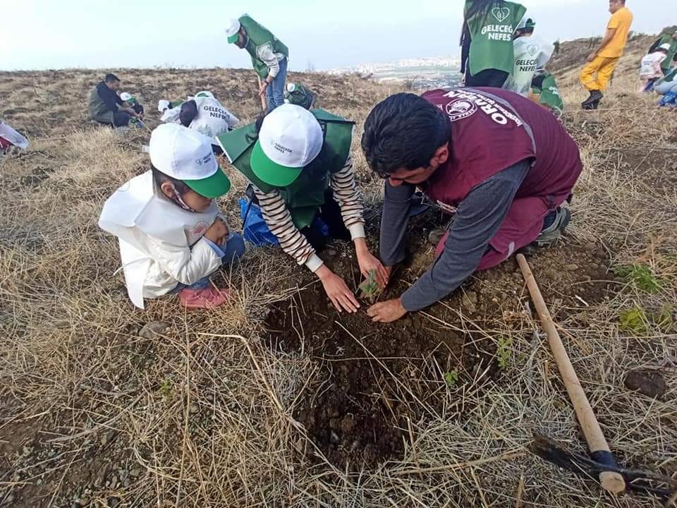 İSTE ve PAMUK KREŞ GELECEĞE NEFES OLDU