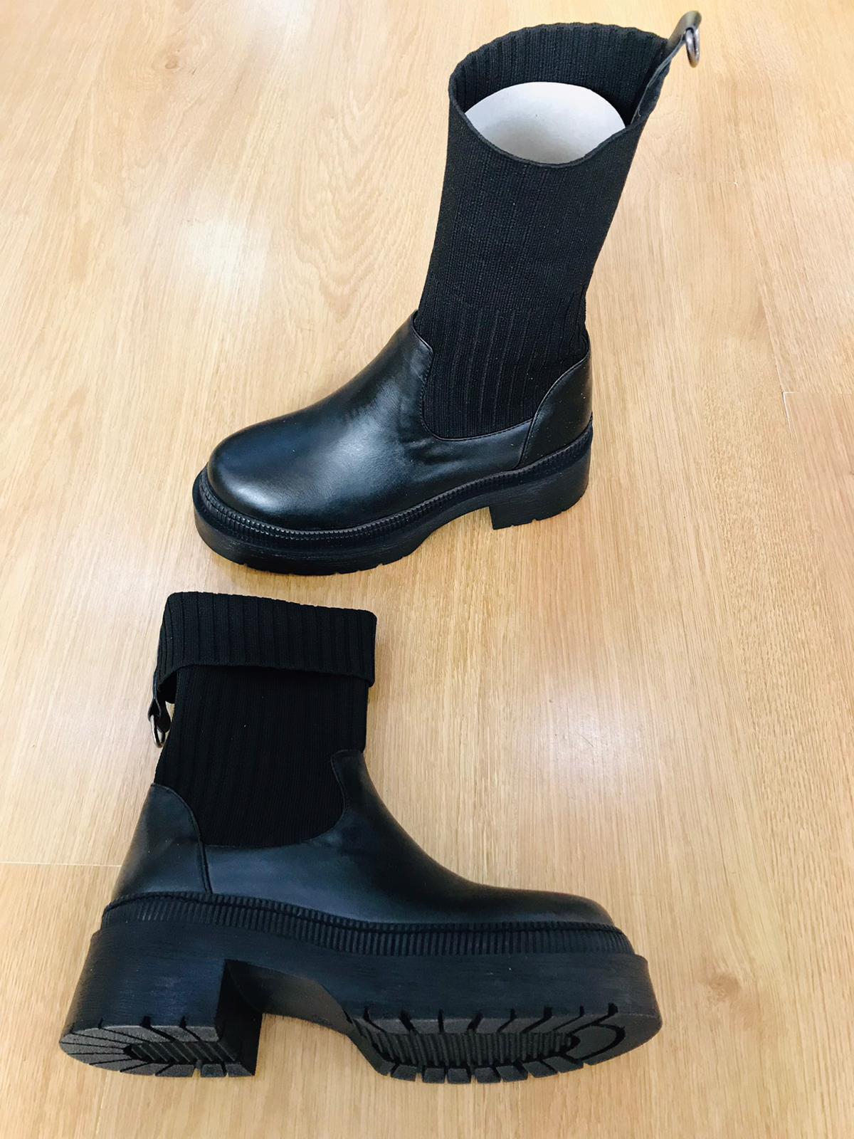 &Ouml;ğretmenler G&uuml;n&uuml;ne &Ouml;zel 4 &Ccedil;ift Ayakkabı 99.90 TL