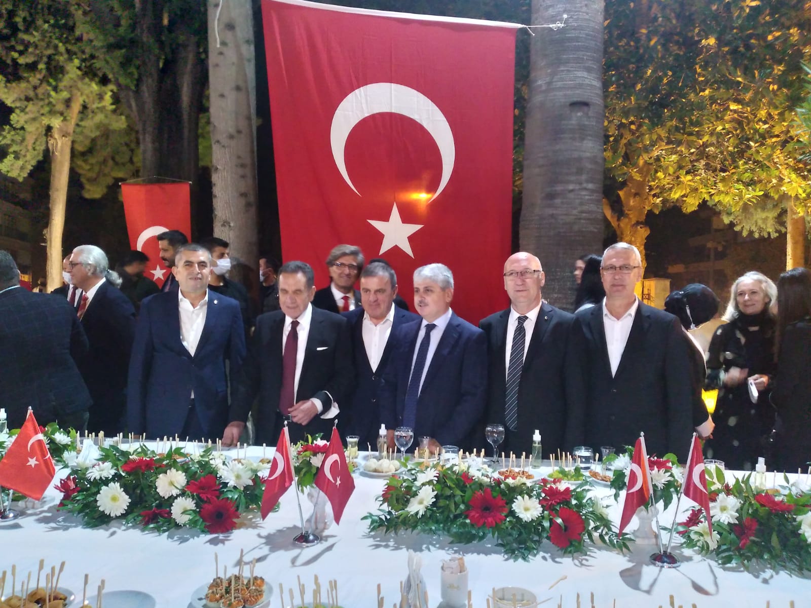 İTSO Başkan Yardımcısı YETER  Valilik de d&uuml;zenlenen 29 Ekim Resepsiyonuna Katıldı