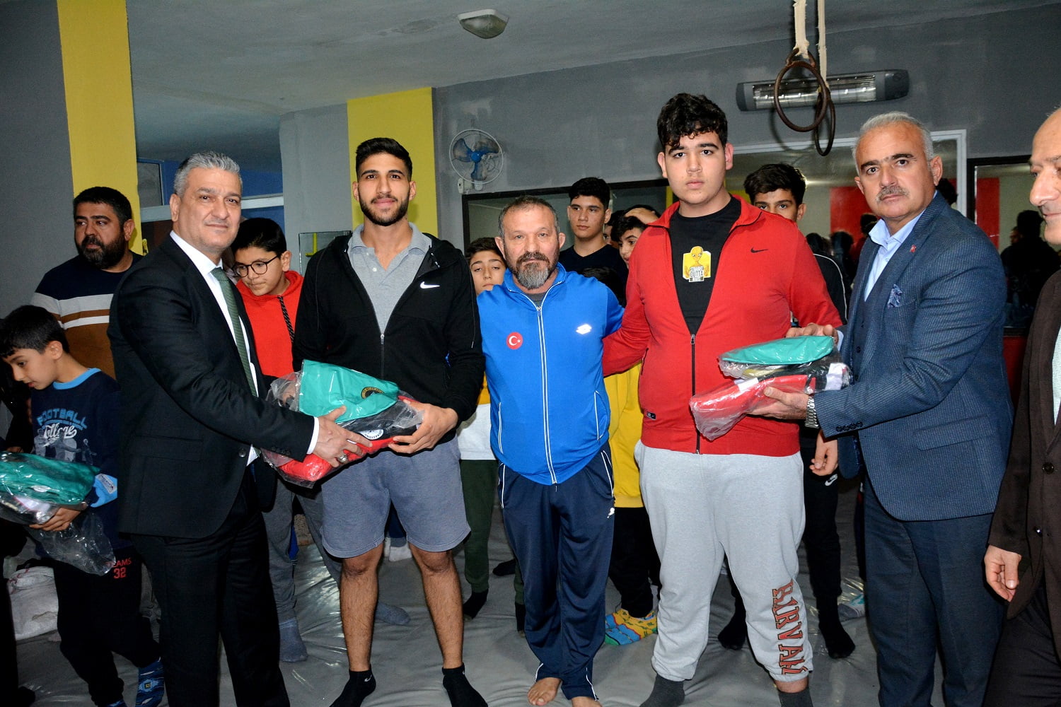Belediye Başkanı İbrahim Gül’den Sporculara Destek