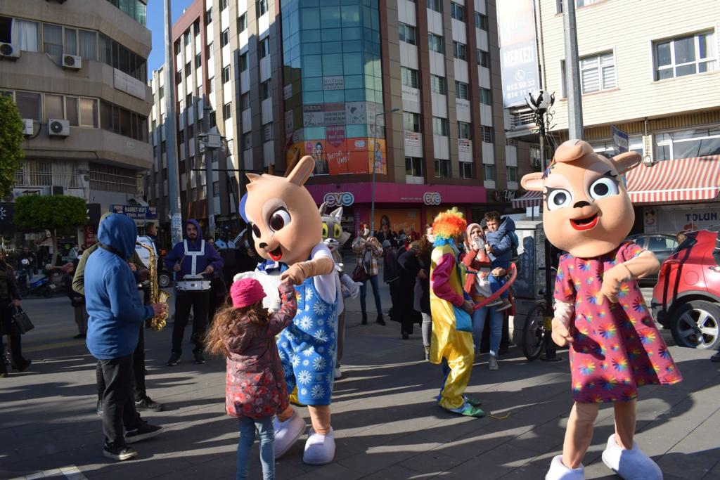 İSKENDERUN VE ARSUZ&rsquo;DA EXPO&rsquo;21 HATAY KORTEJİ