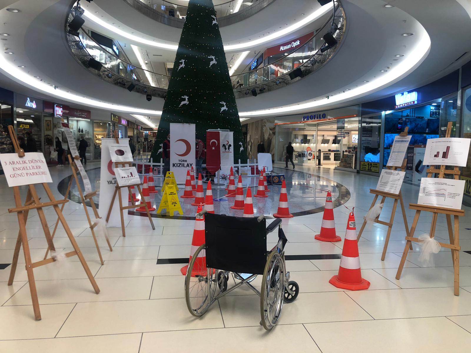 Kızılay, 3 Aralık Dünya Engelliler Günü Kapsamında Etkinlik Düzenledi