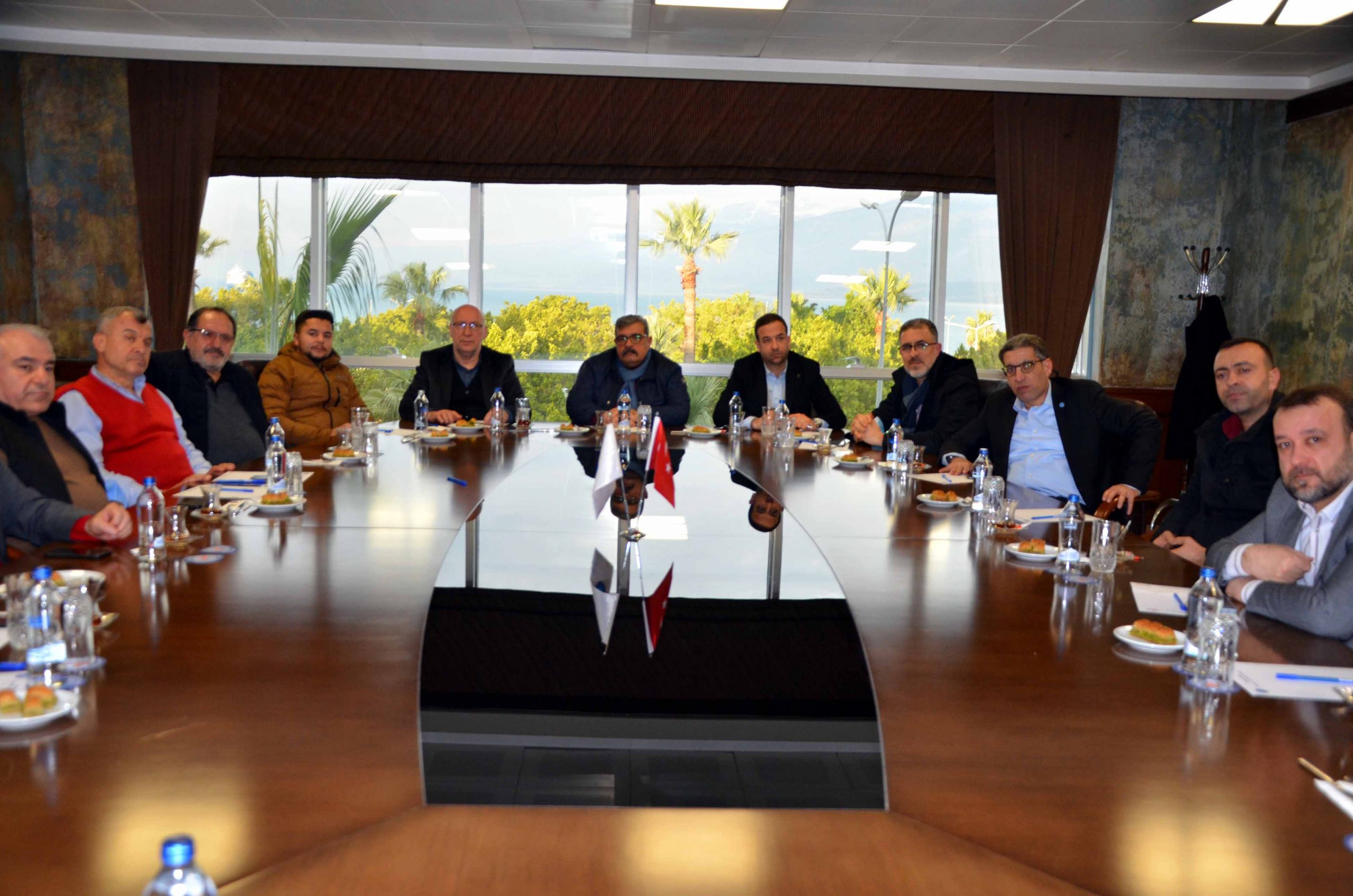 MHP Hatay Milletvekeli Lütfi Kaşıkçı ve İlçe Yönetimi İTSO’yu Ziyaret Etti