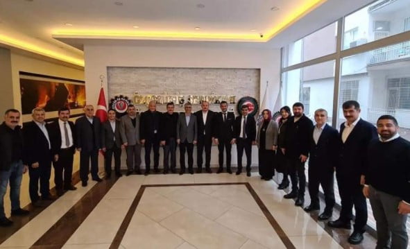 Akparti̇ İskenderun İl&ccedil;e Y&ouml;netimden &Ouml;z&ccedil;elik-İş Sendikasına Hayırlı Olsun Ziyareti