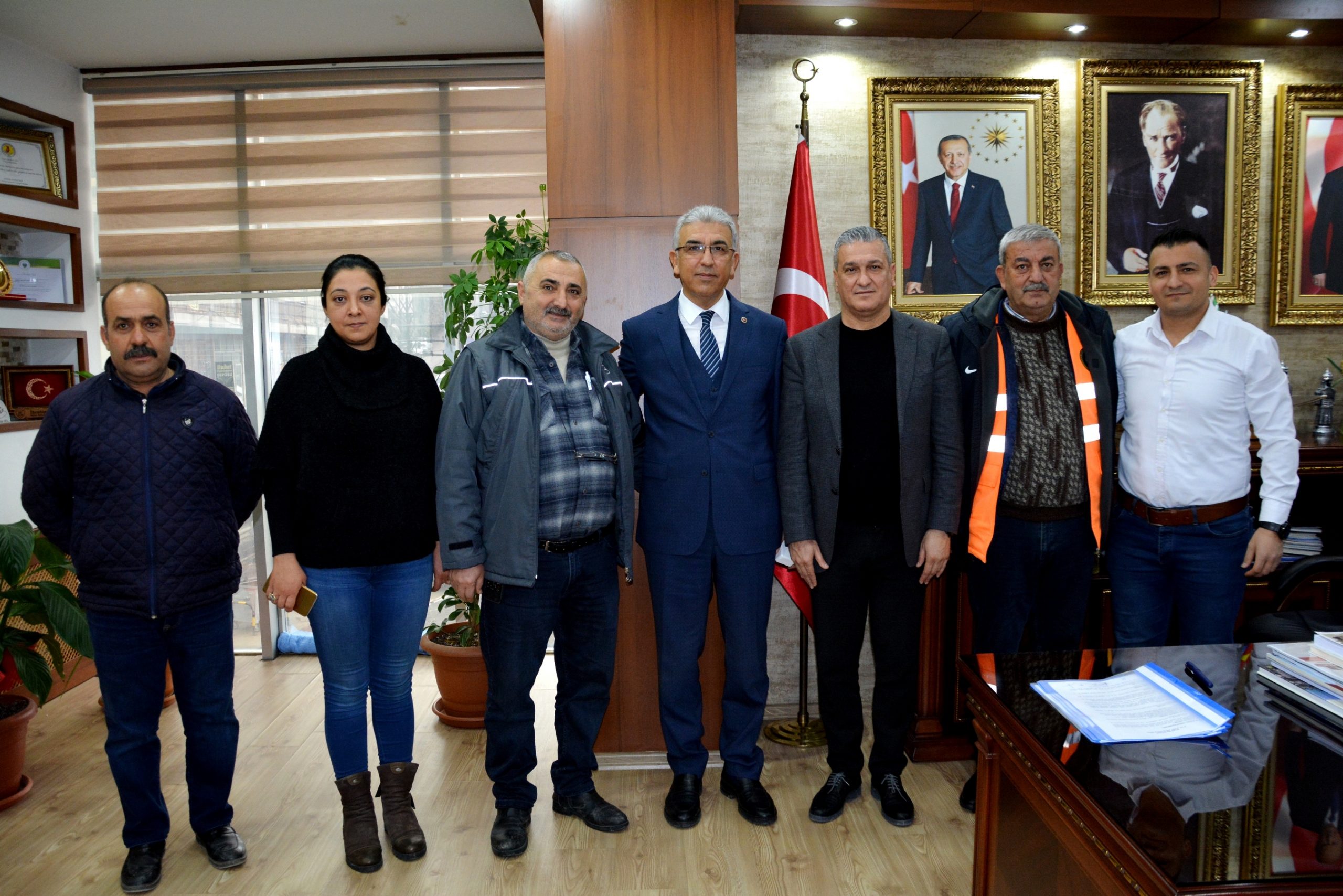 Belen Belediye Başkanı İbrahim G&uuml;l; &Ouml;zveriyle &ccedil;alışan personellerimizin yanındayız.