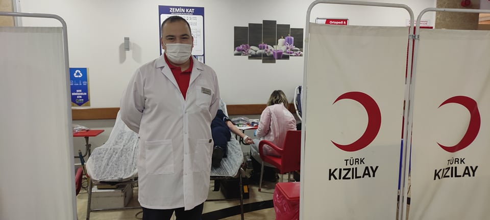 GELİŞİM HASTANESİ PERSONELİNDEN KIZILAY&rsquo;A KAN DESTEĞİ