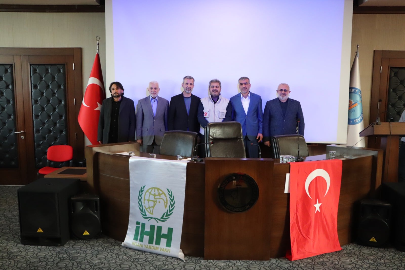 İHH Genel Kurulunda Ahmet Yetim G&uuml;ven Tazeledi