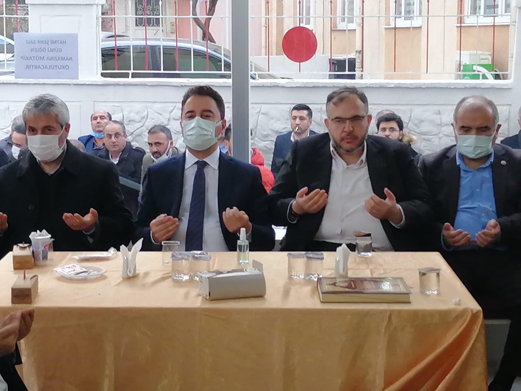 BABACAN VE ÇALIŞKAN’DAN ERGİN AİLESİNE TAZİYE ZİYARETİ