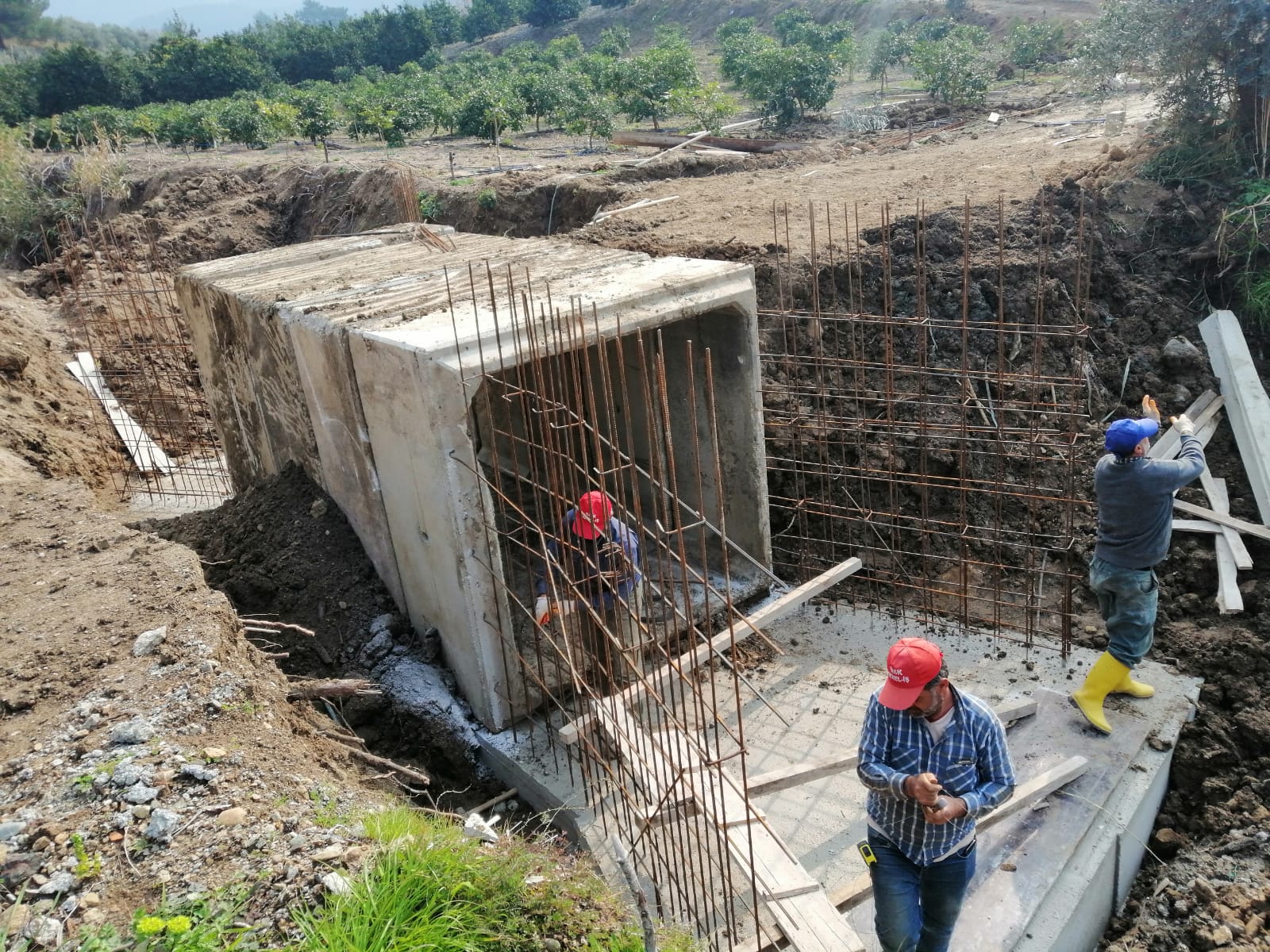 ARSUZ BELEDİYESİ &Ccedil;ALIŞMALARINA DEVAM EDİYOR!