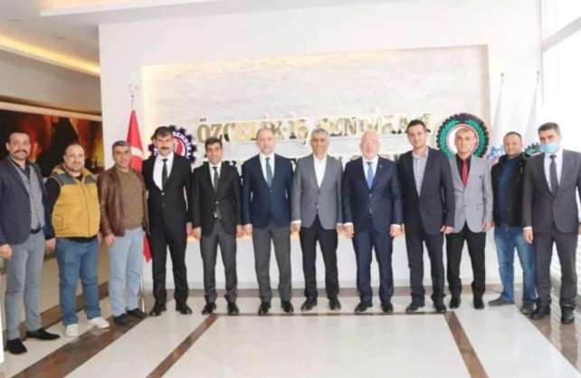 Abdulkadir ÖZEL ve İskenderun Belediye Başkanımız Fatih TOSYALI&#8217;dan Özçelik iş Sendikasına Ziyaret
