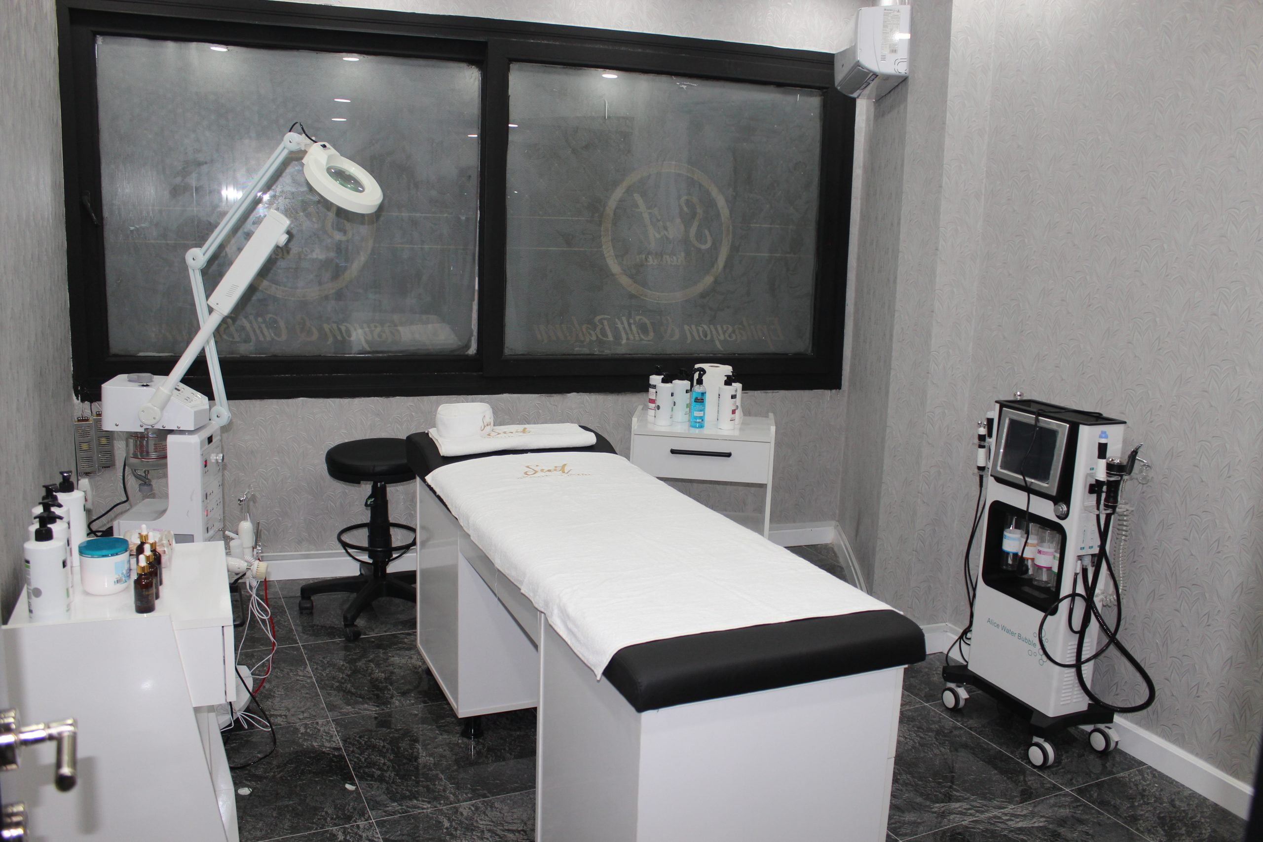 Suit G&uuml;zellik Merkezi Hizmetinizde