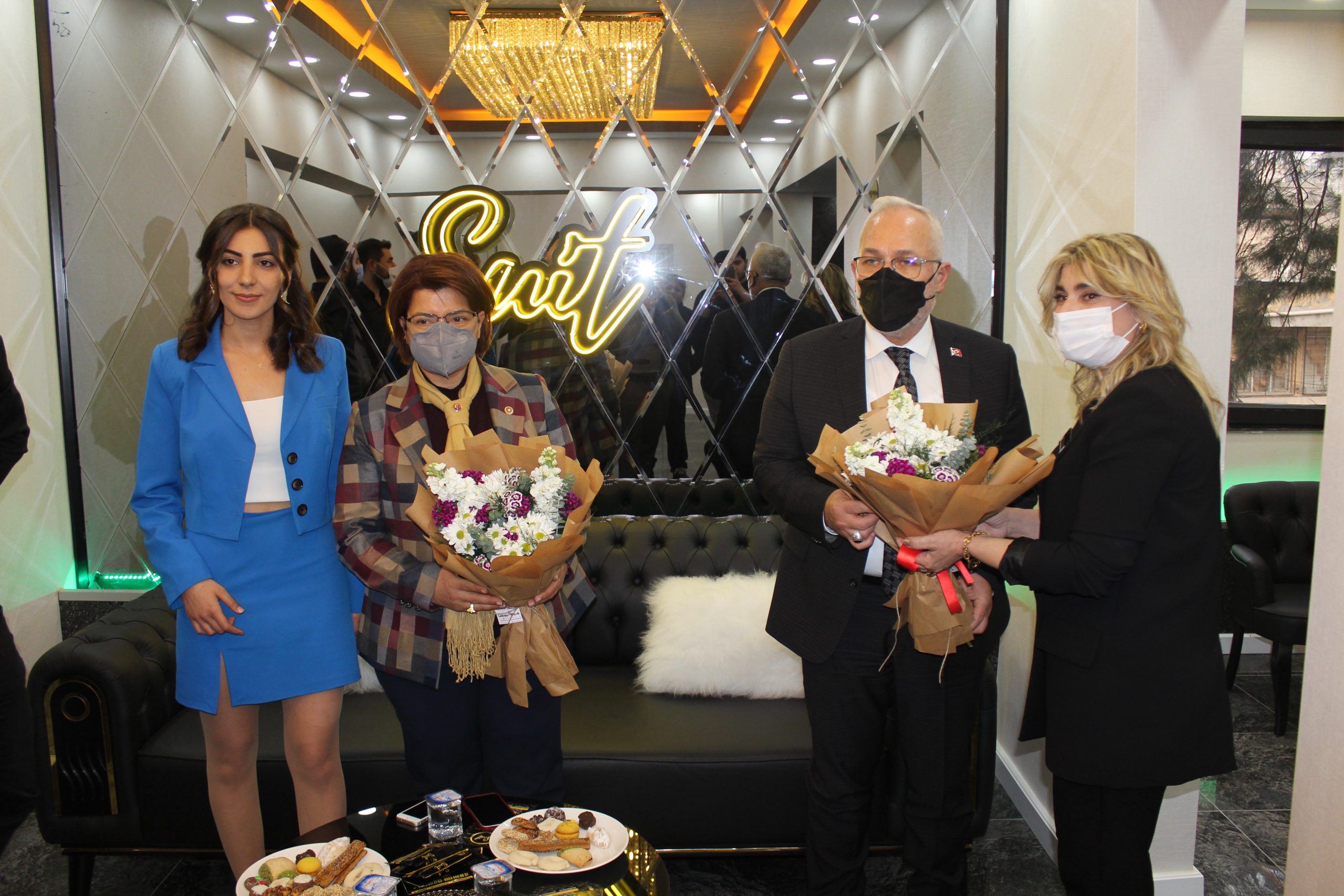 Suit G&uuml;zellik Merkezi Hizmetinizde