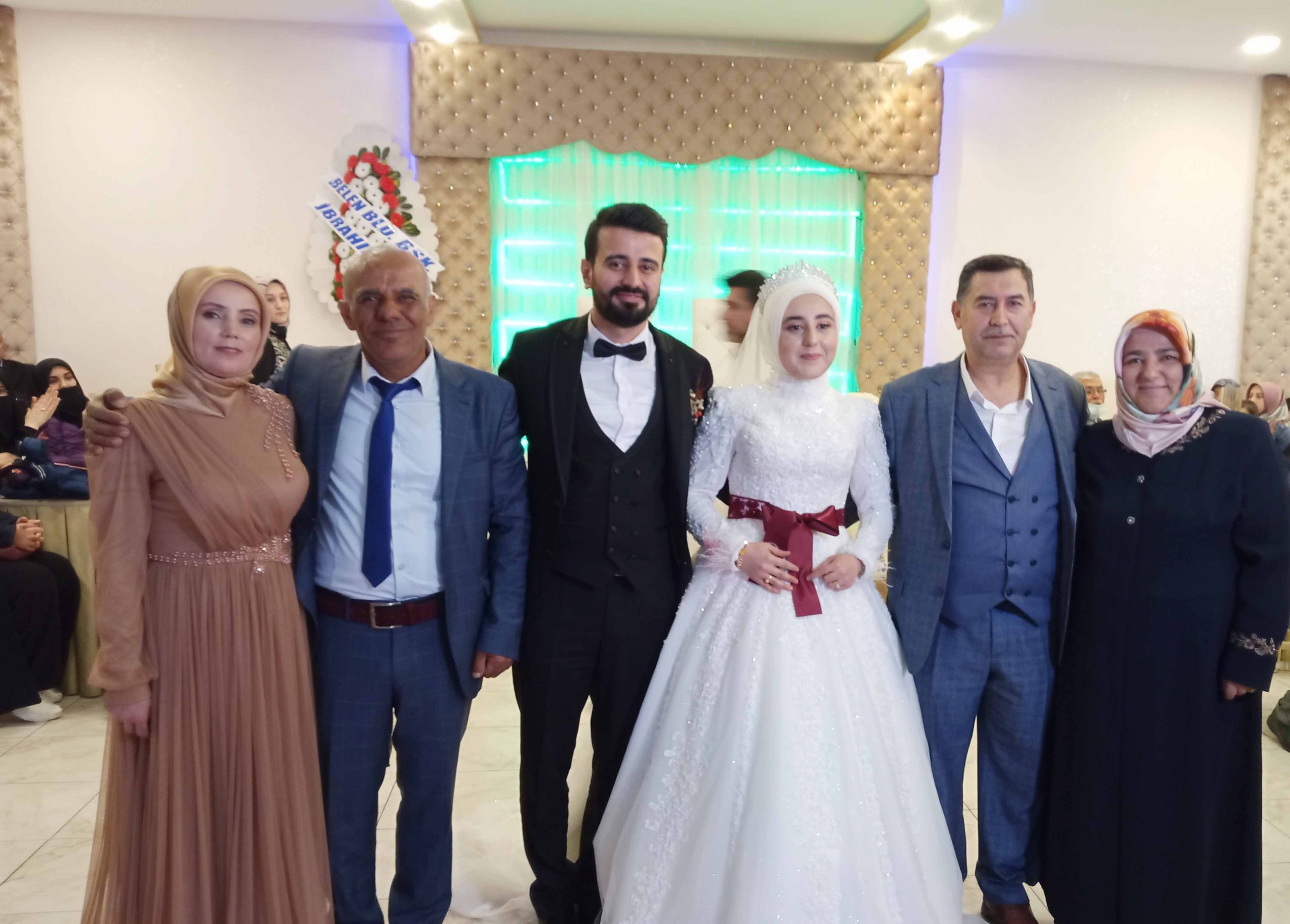 Yeditepe (Bezge)’li İlmi Ailesinin Düğününde Gelenek ve Görenekler Yaşatıldı