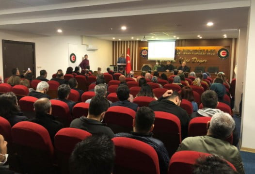 ÖZÇELİK-İŞ’TEN ÜYE VE AİLELERİNE YÖNELİK TEKNOLOJİ BAĞIMLIĞINA KARŞI EĞİTİM SEMİNERİ