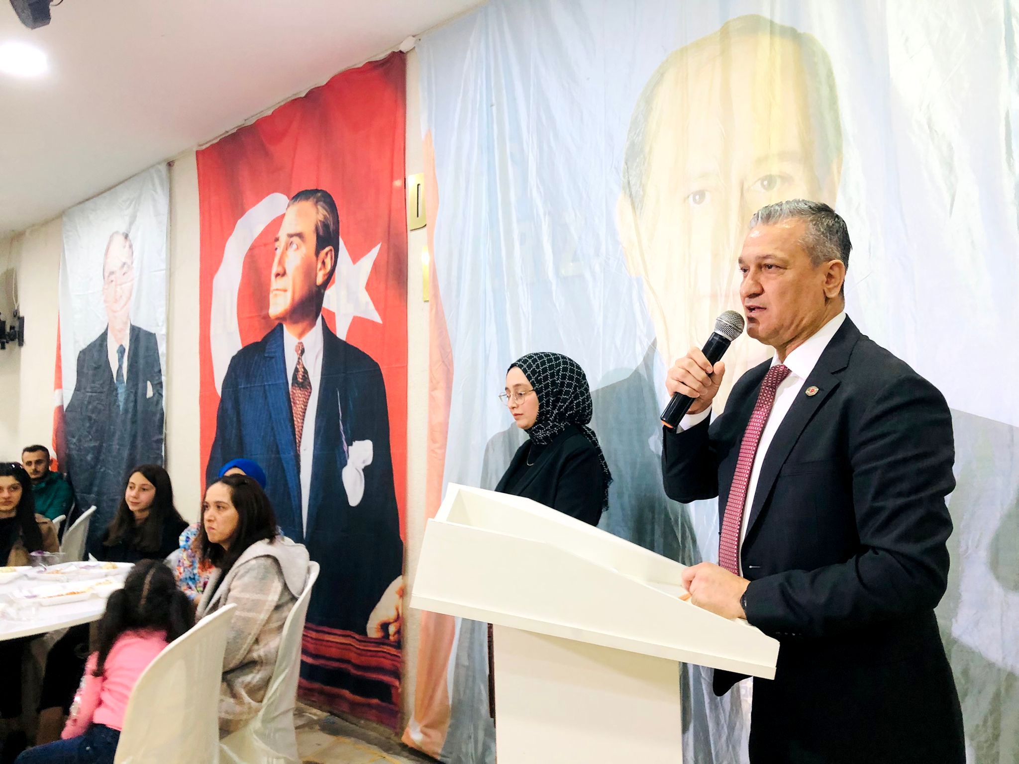 Belen Belediye Başkanı İbrahim Gül, Belen’de dikilen sancak, sonsuza dek dalgalanacak…